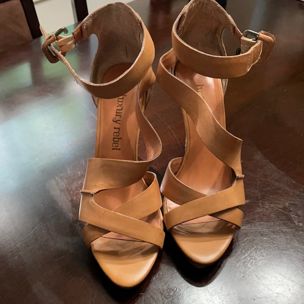 3inch brown strapped heels